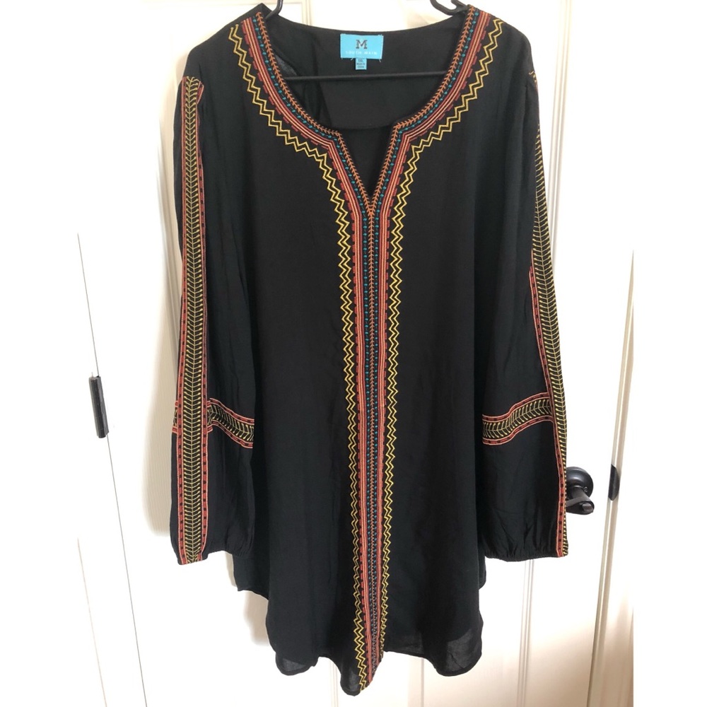 EUC South Main Tribal Style Long Sleeve Dress